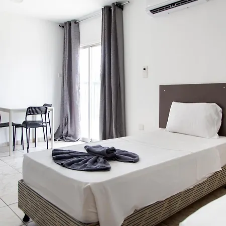 Summer's Lejlighedshotel Ayia Napa